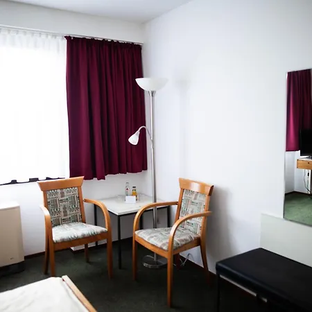 Hotell Hotel-cafe Römer